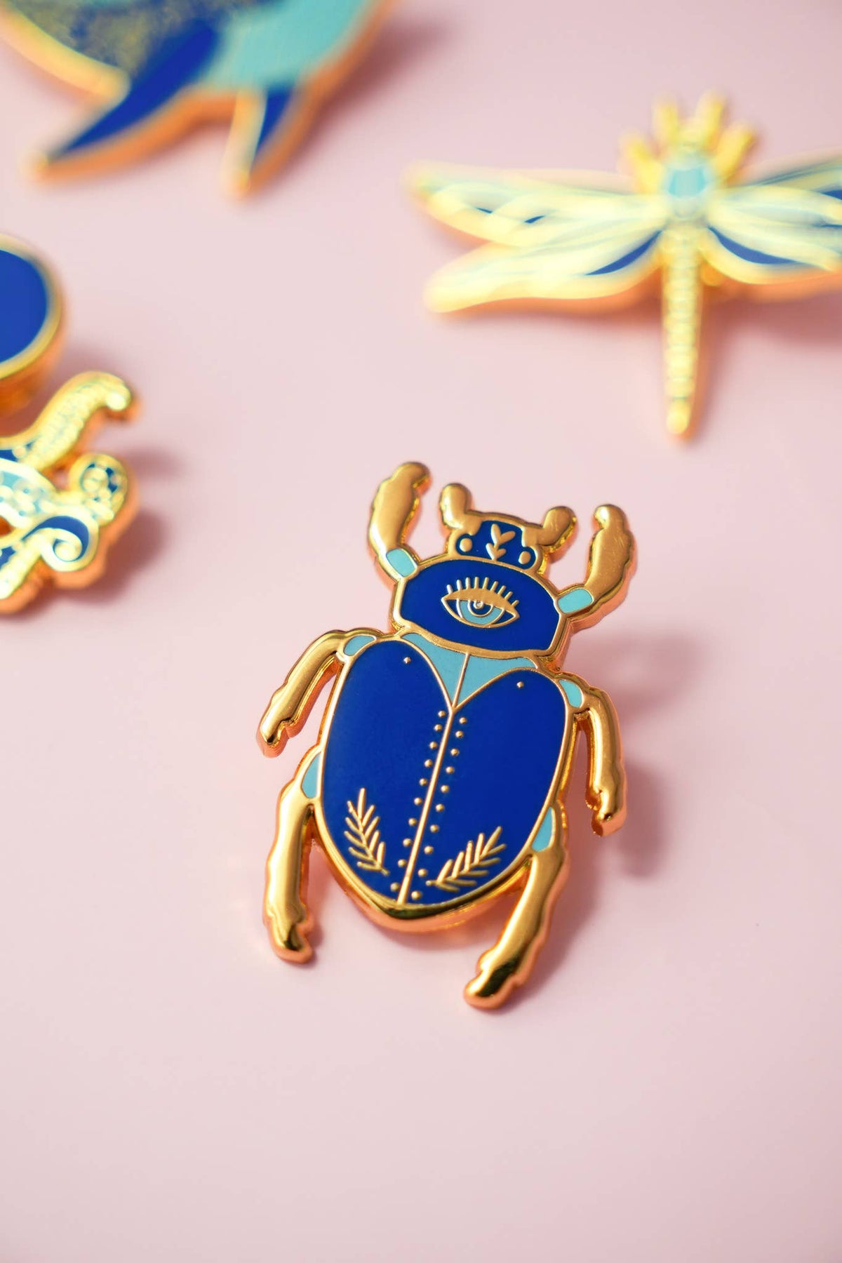 Pin’s Scarabée | Malicieuse | Détail 2 | Beluga Boutique
