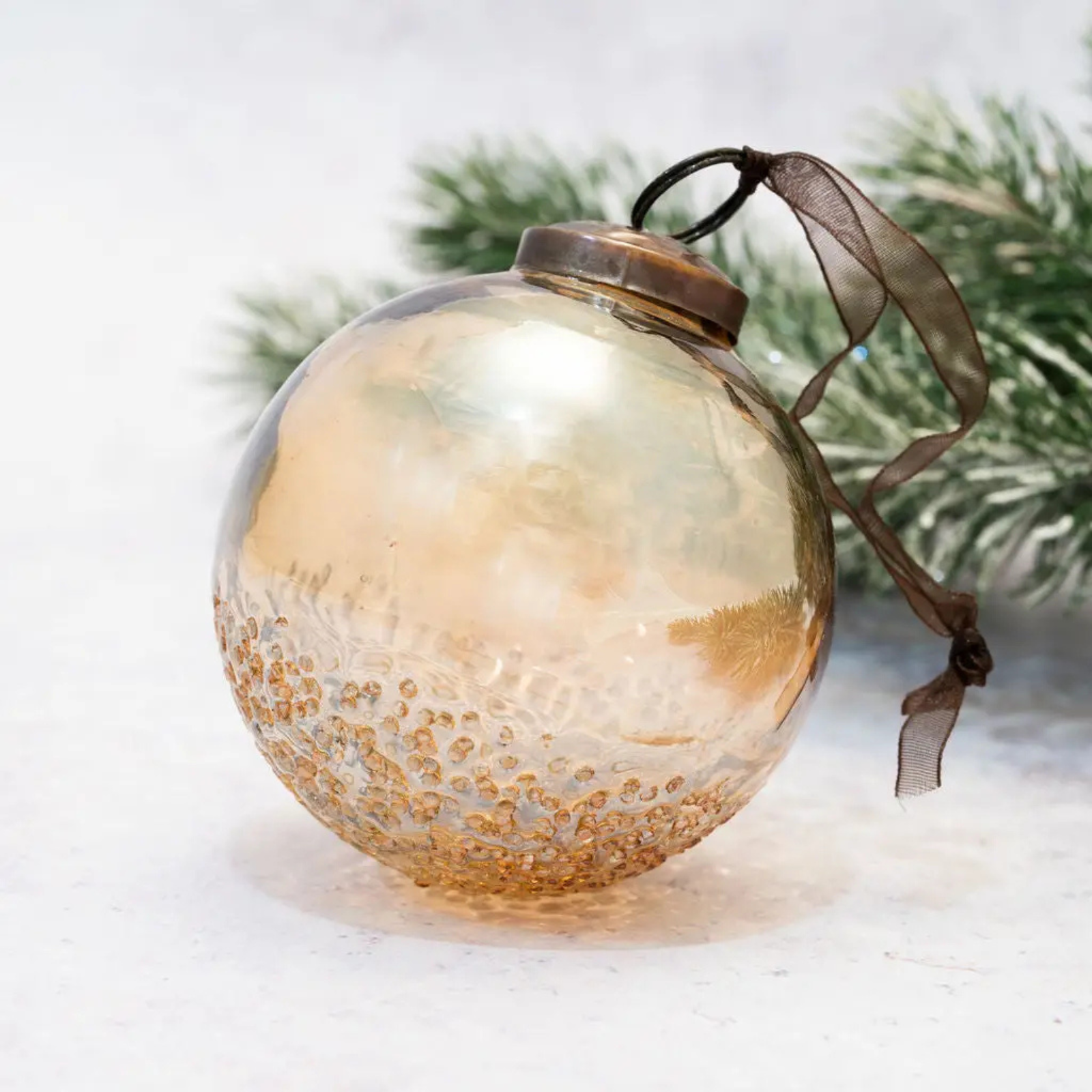 Christmas tree ornaments and decorations — Beluga Boutique
