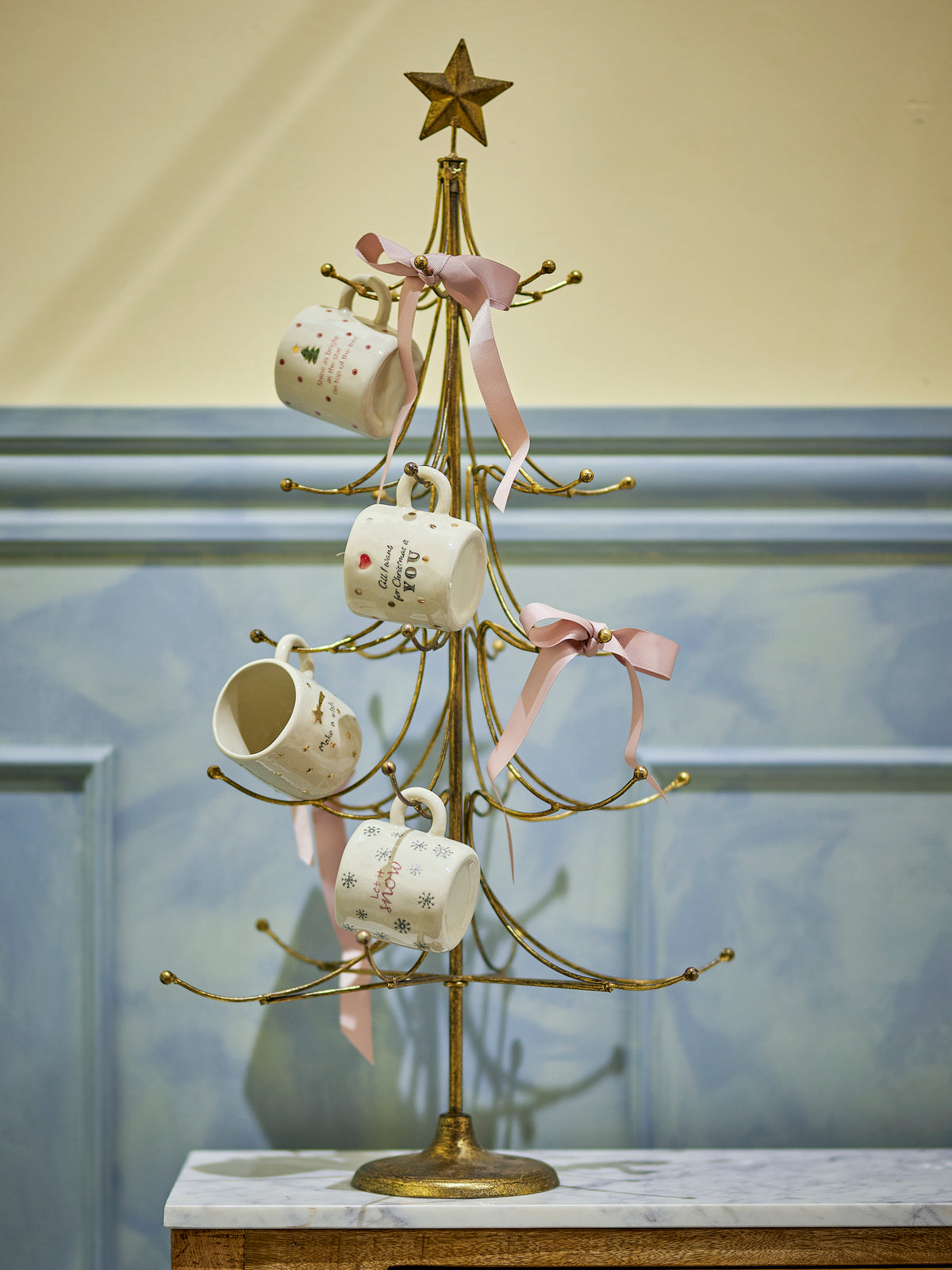 Bloomingville Christy Christmas Message Stoneware Cups, Stars and Snowflakes, Set of 4 | Bloomingville | Lifestyle 2 | Beluga Boutique