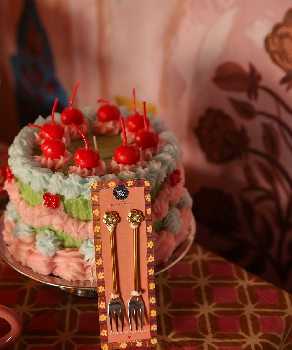 Doing Goods Zoey Flower Cake Fork Set of 2 | Doing Goods | Seasonal styling (5) | Beluga Boutique