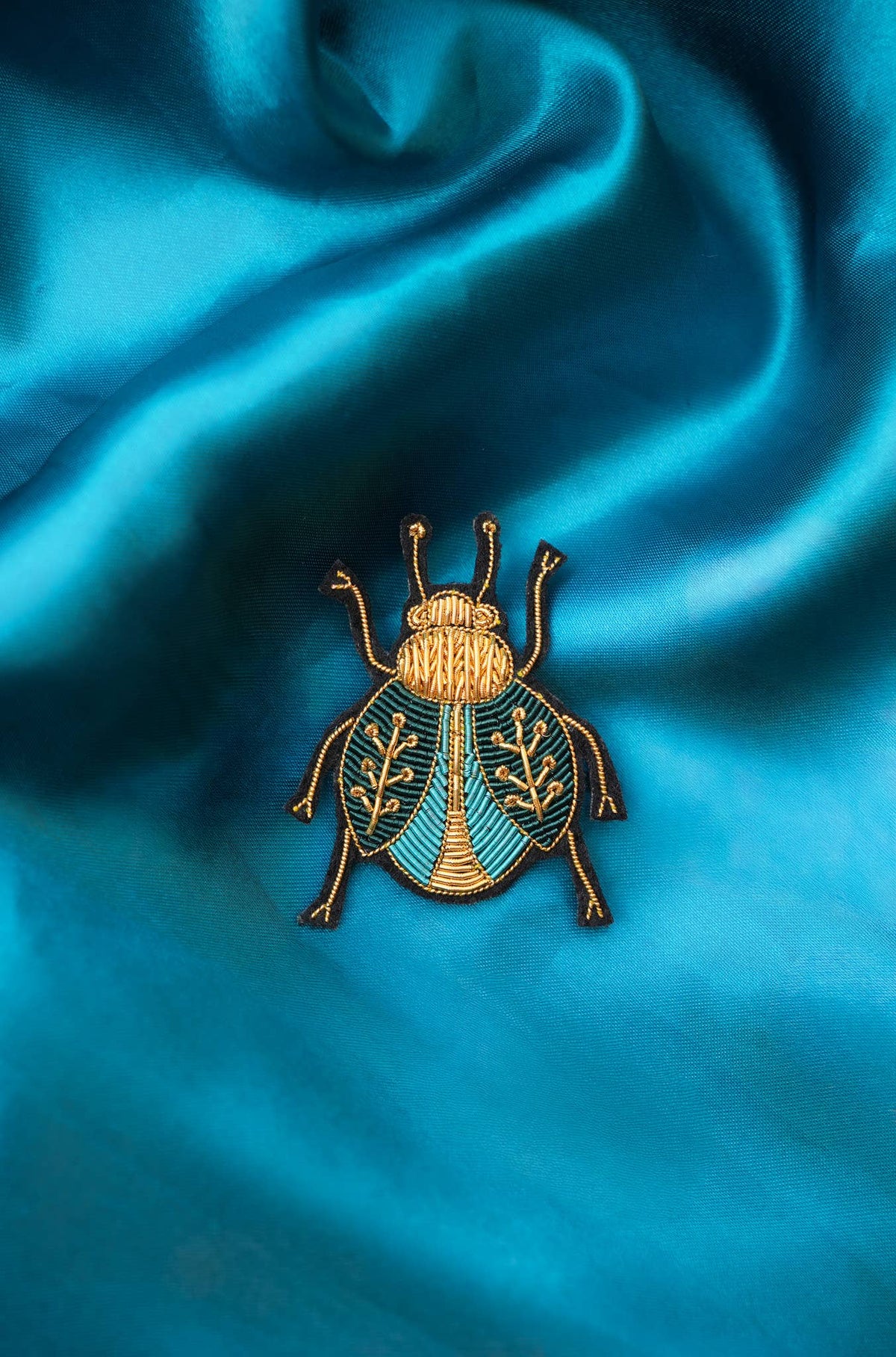 Broche Cétoine | Malicieuse | Vue principale | Beluga Boutique