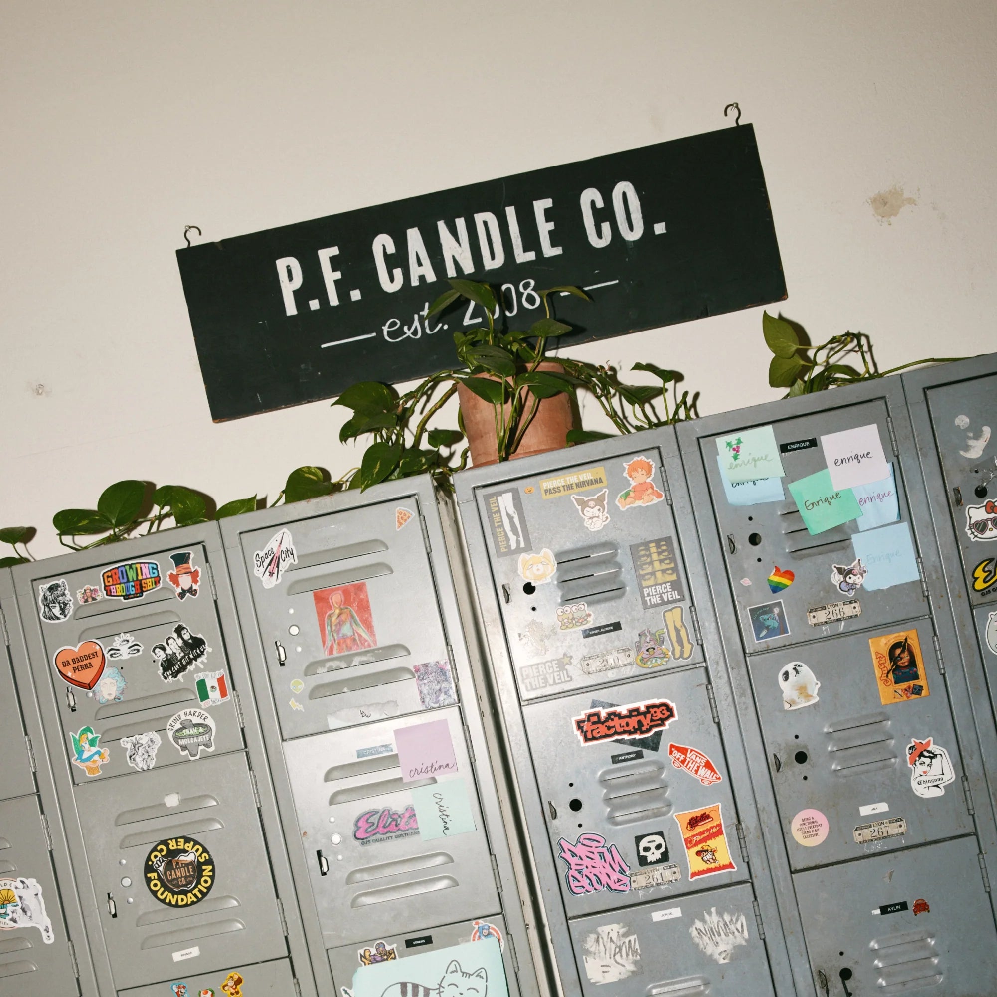 P.F. Candle Co. — bougies artisanales fabriquées à la main en Californie