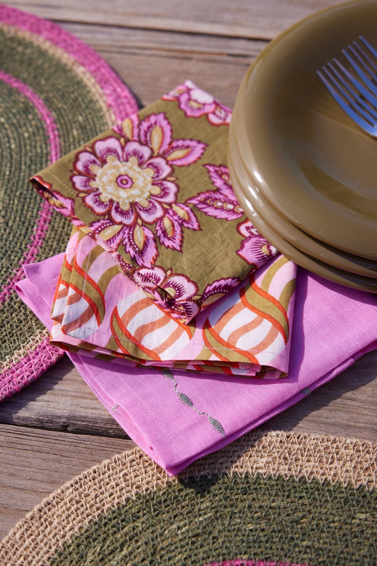 Serviettes de table Jakarta olive (lot de 2) | Bonheur du Jour | Mise en situation 3 | Beluga Boutique