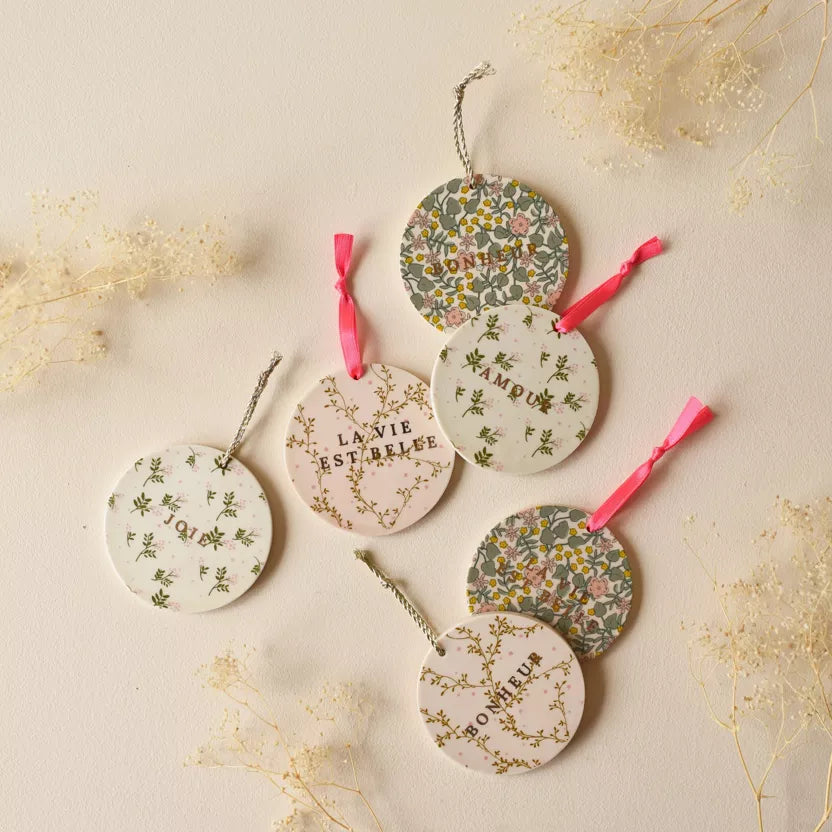 Amulette Murale ronde en porcelaine