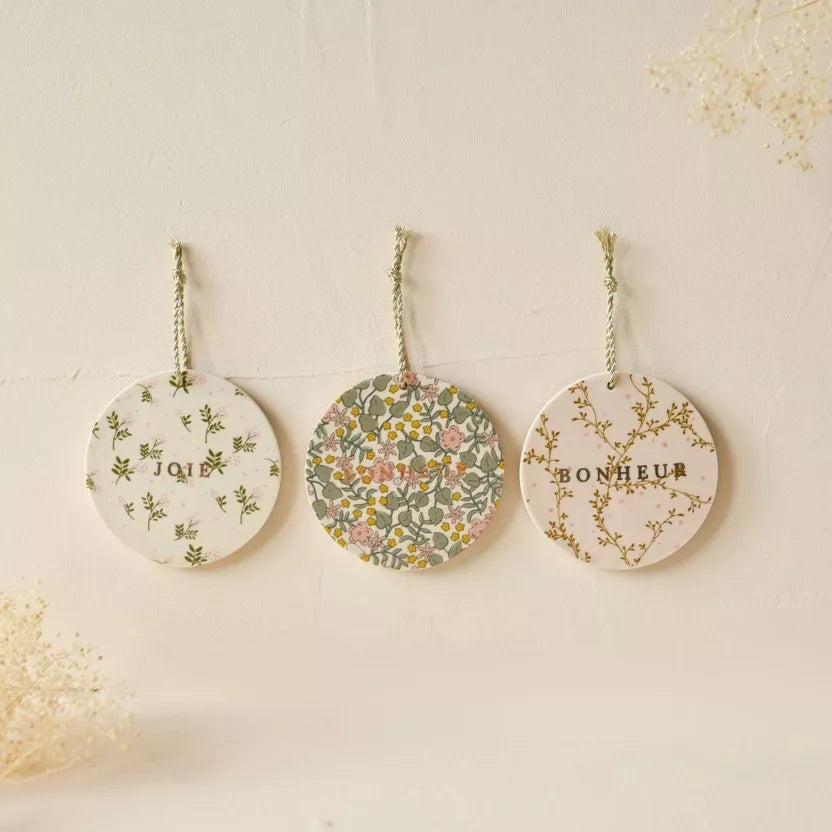 Amulette Murale ronde en porcelaine