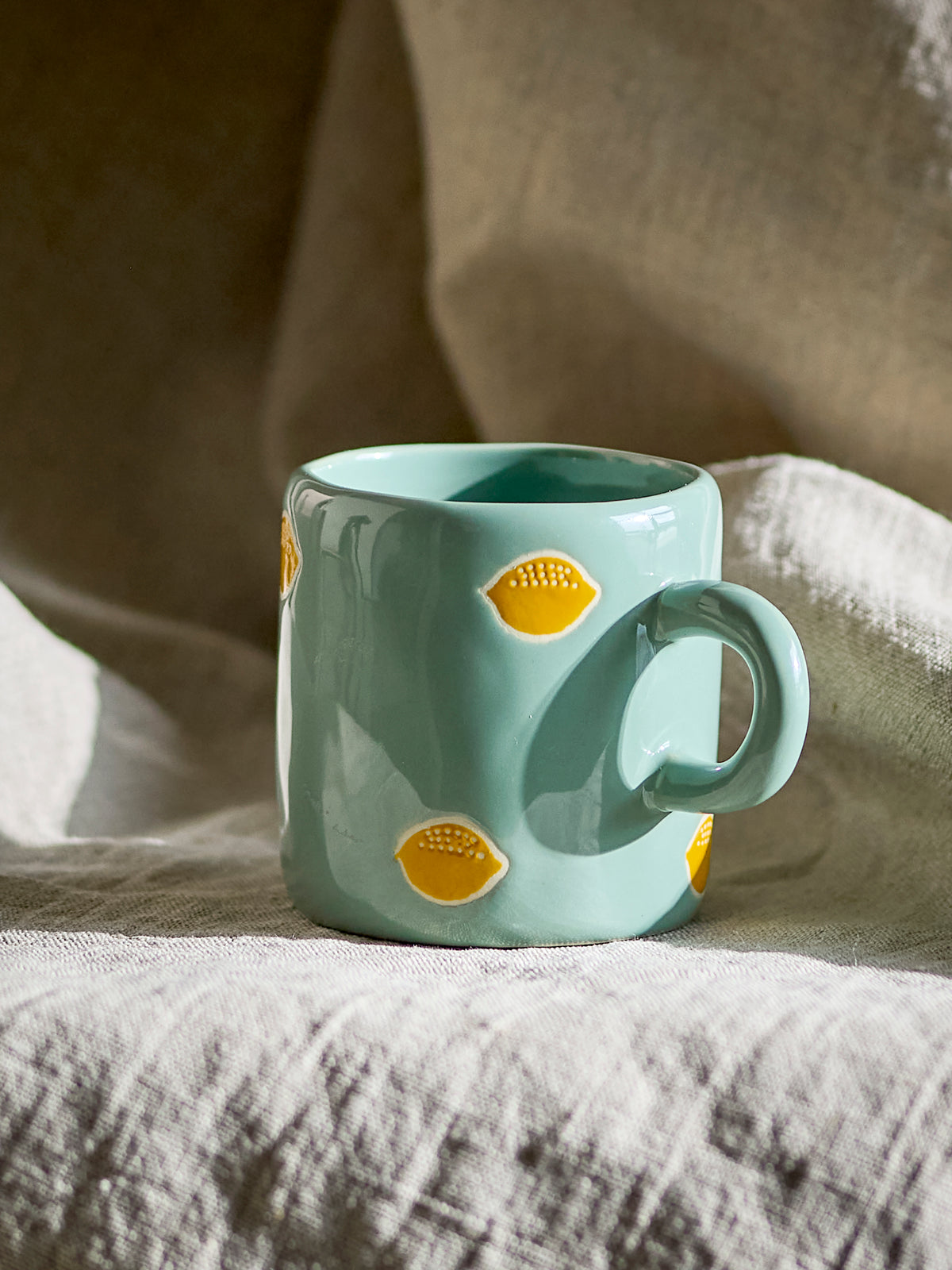 Bloomingville Agnes Green Stoneware Cup with Lemons