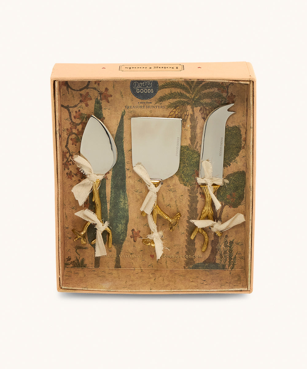 product images - Doing Goods - DGD-1.30.40.010.921.4 - Service a Fromage Fleur Ava 2