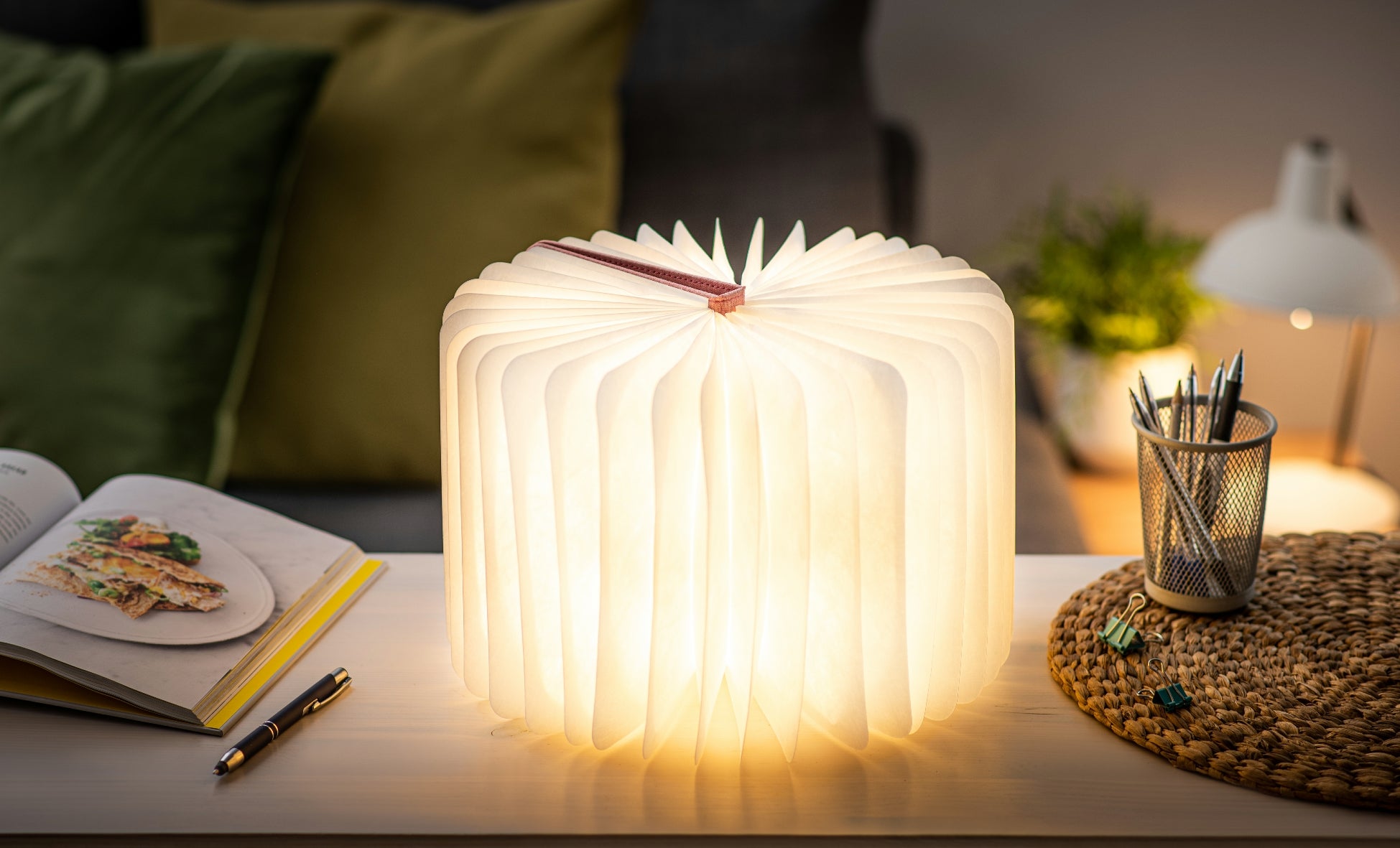 Livre lumineux, rose blush en lin, grand format
