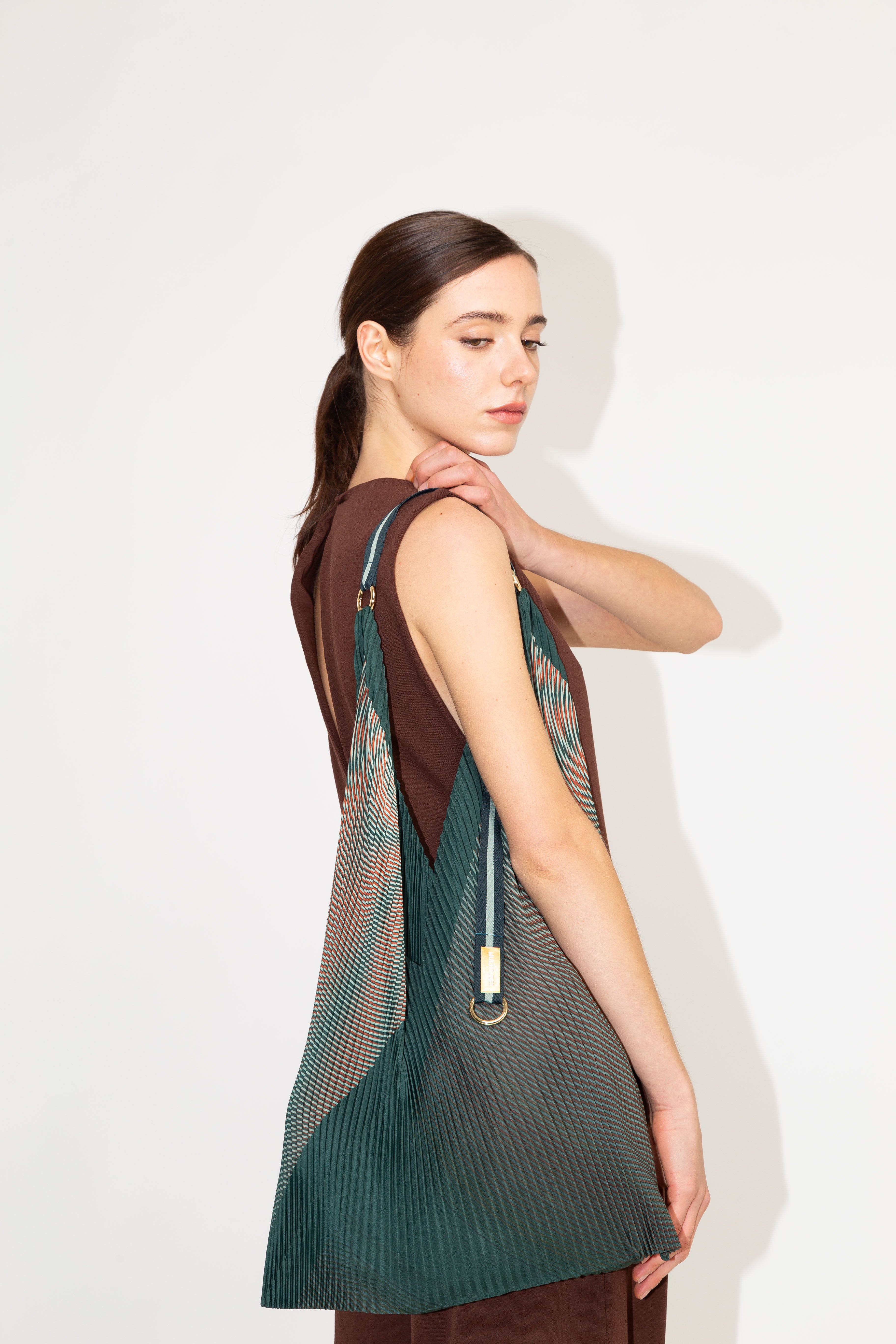 Sac à main plissé Y Bag Isabella vert