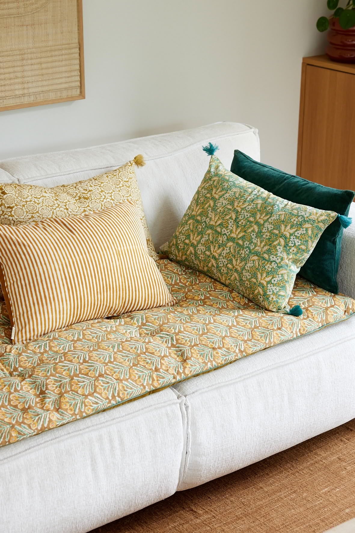 Sofa cover Mahal bronze | Bonheur du Jour | Vue principale | Beluga Boutique