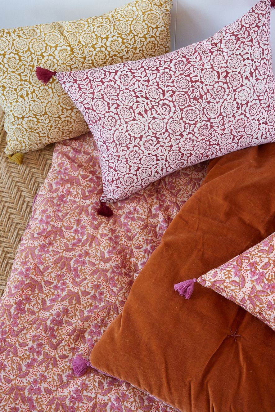 Sofa cover Nalini rose | Bonheur du Jour | Mise en situation 2 | Beluga Boutique