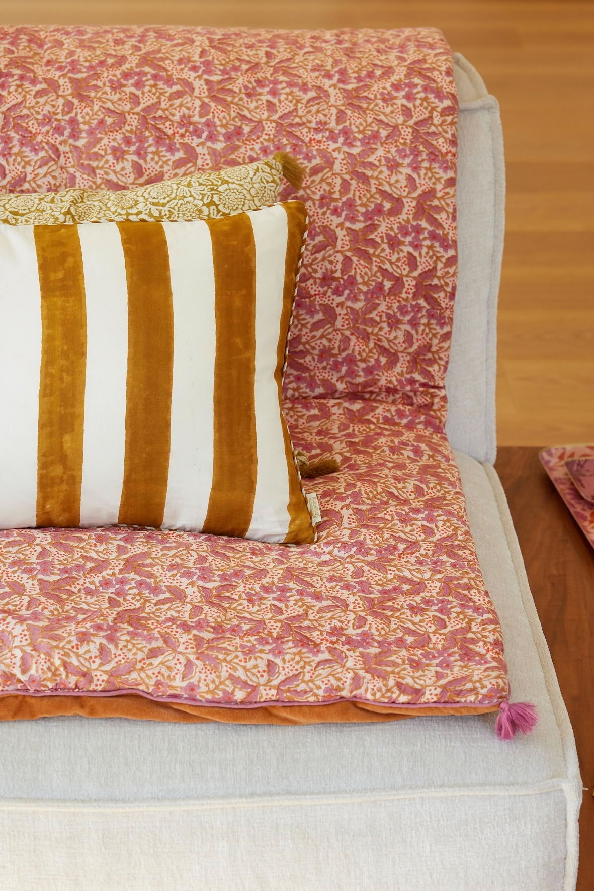 Sofa cover Nalini rose | Bonheur du Jour | Mise en situation | Beluga Boutique
