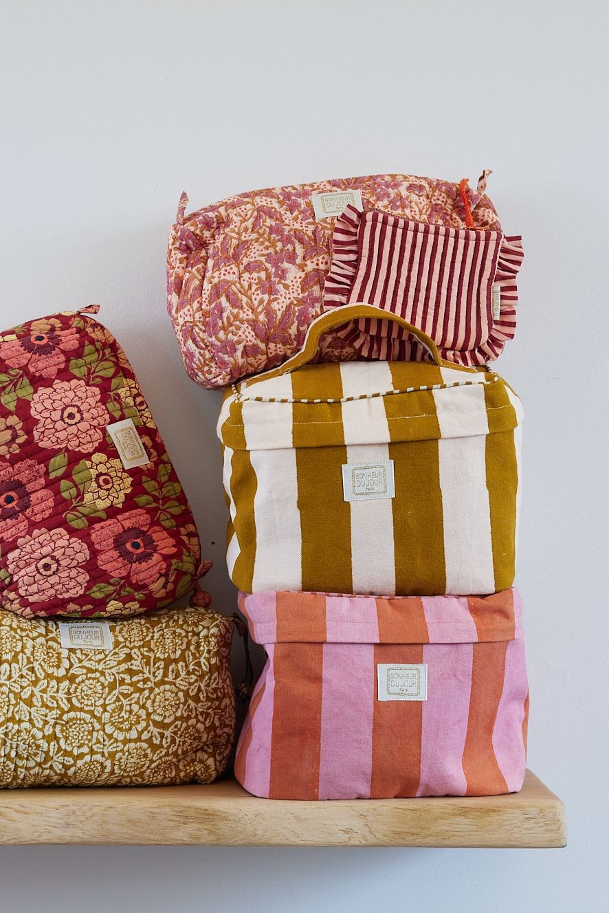 Trousse Bengale bordeaux | Bonheur du Jour | Visuel de la gamme 3 | Beluga Boutique