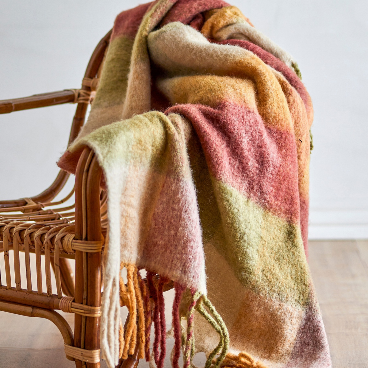 Comment réchauffer sa décoration sans tout changer ? 7 idées faciles pour l’automne