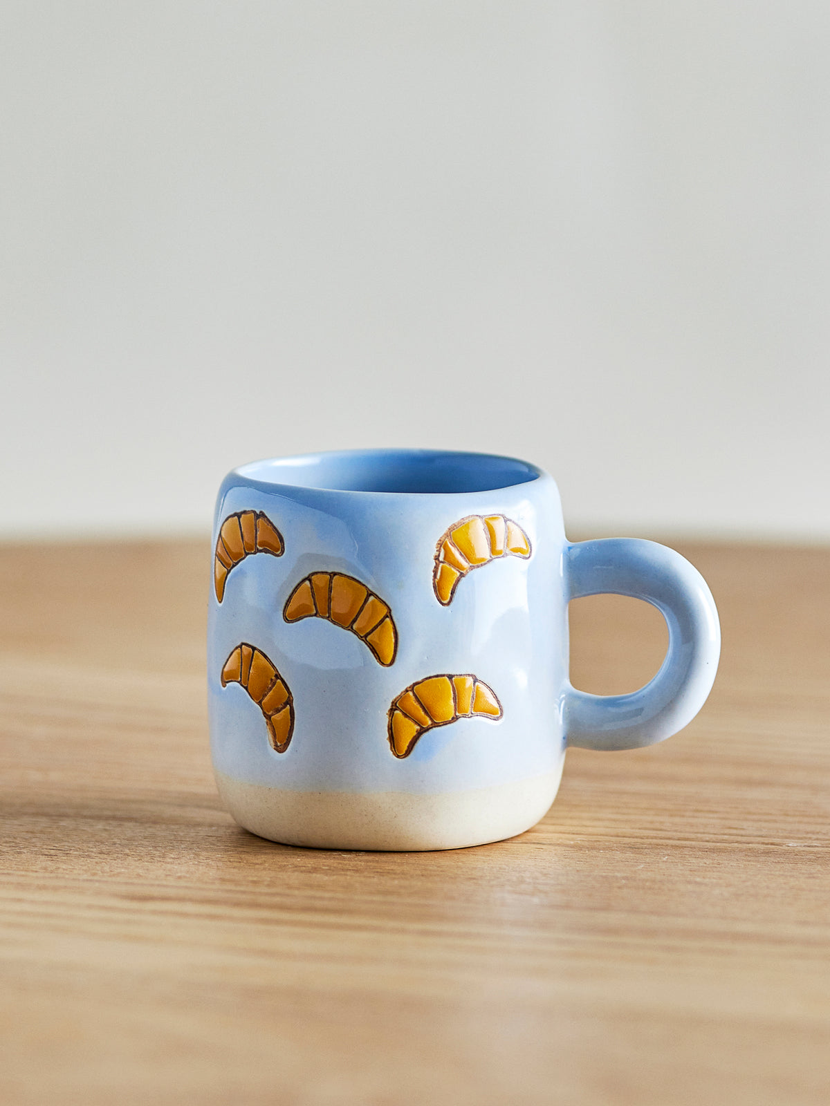 Tasse Millie en grès bleu ciel à croissants | Bloomingville | Vue 3 | Beluga Boutique