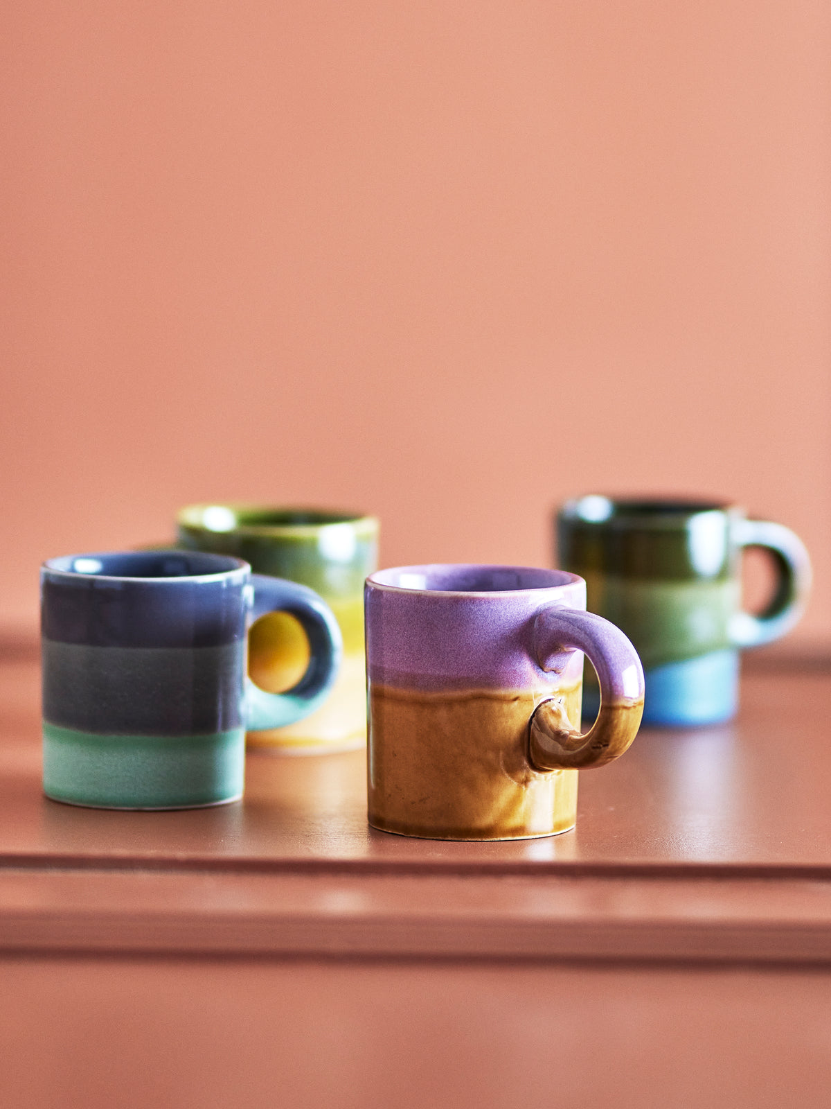 Bloomingville Joris Ombré Glaze Stoneware Mugs, Set of 4 | Bloomingville | View 2 | Beluga Boutique
