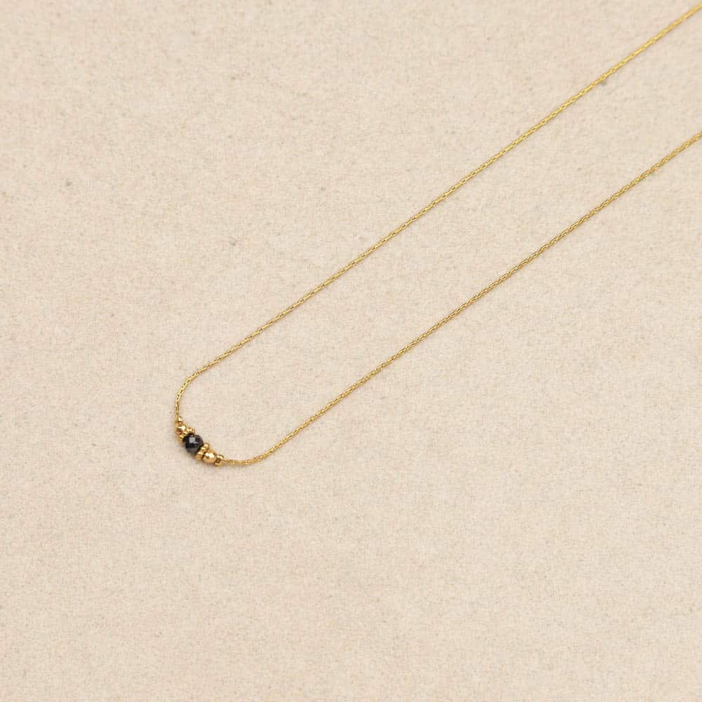 Collier Noyau en acier | La sélection Beluga | Vue 2 | Beluga Boutique