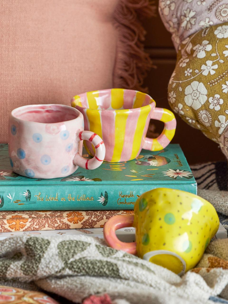 Tasse Nini en grès jaune