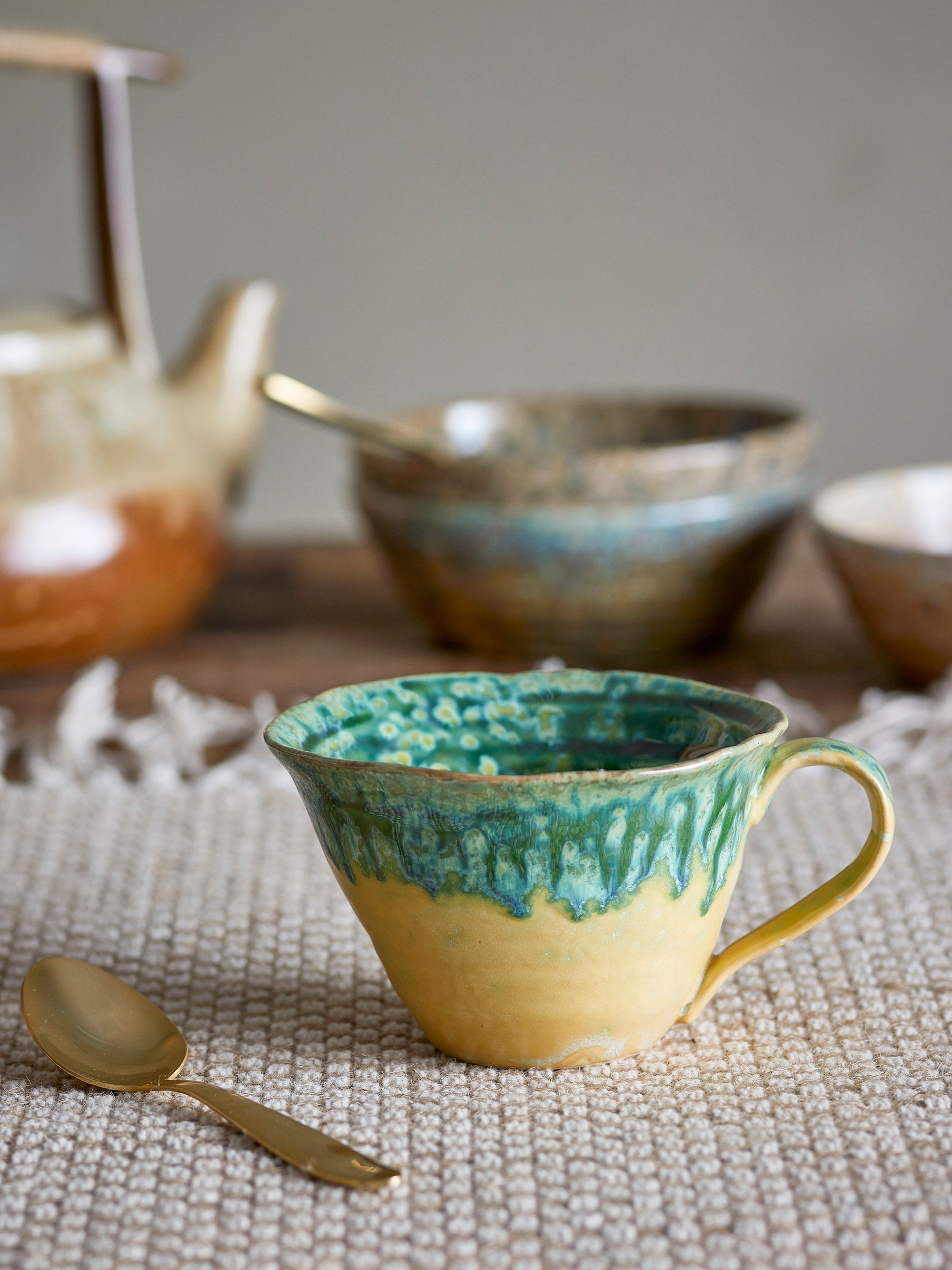 Tasse Milani en grès vert
