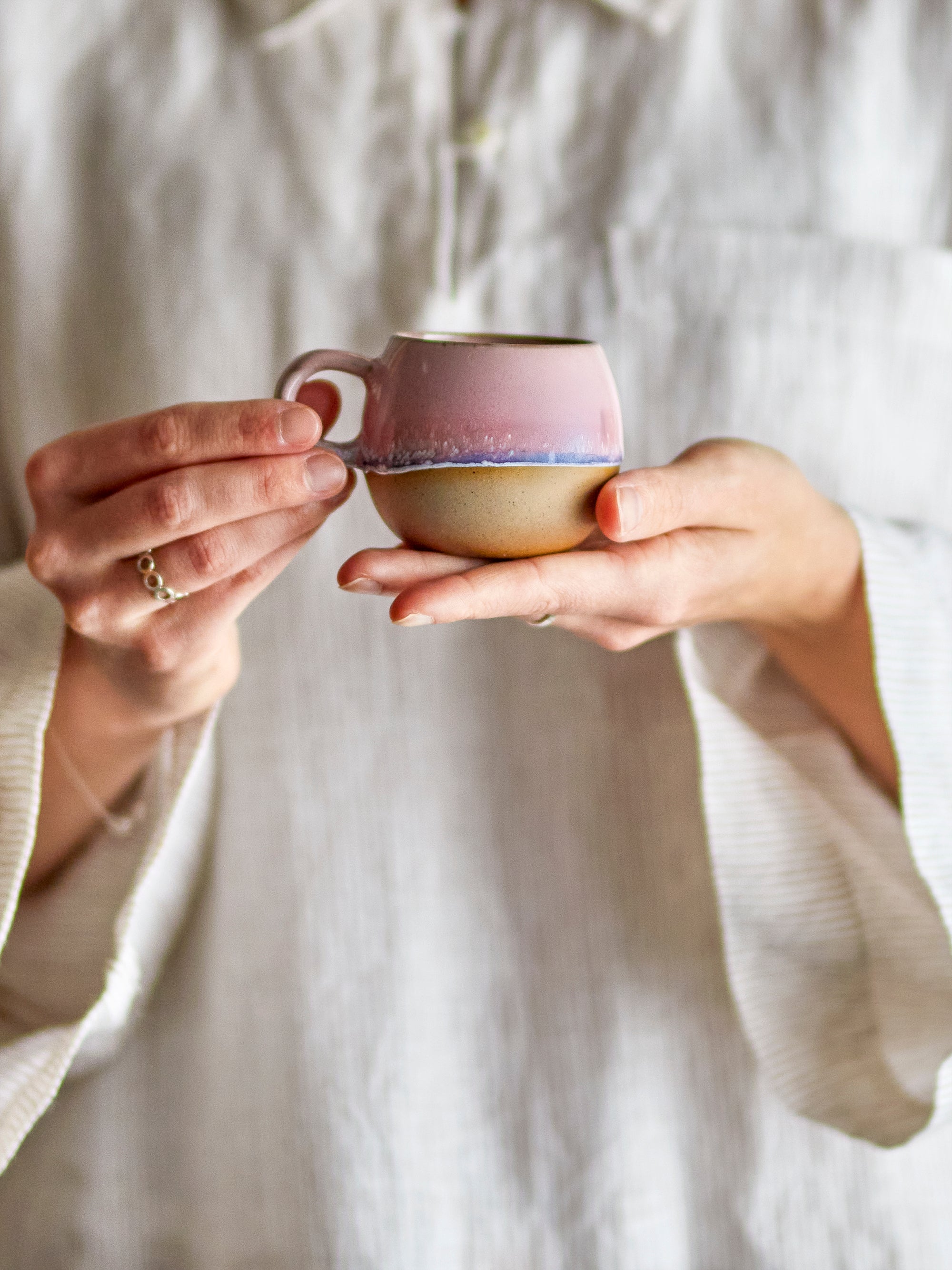 Tasse à expresso en grès rose Paula