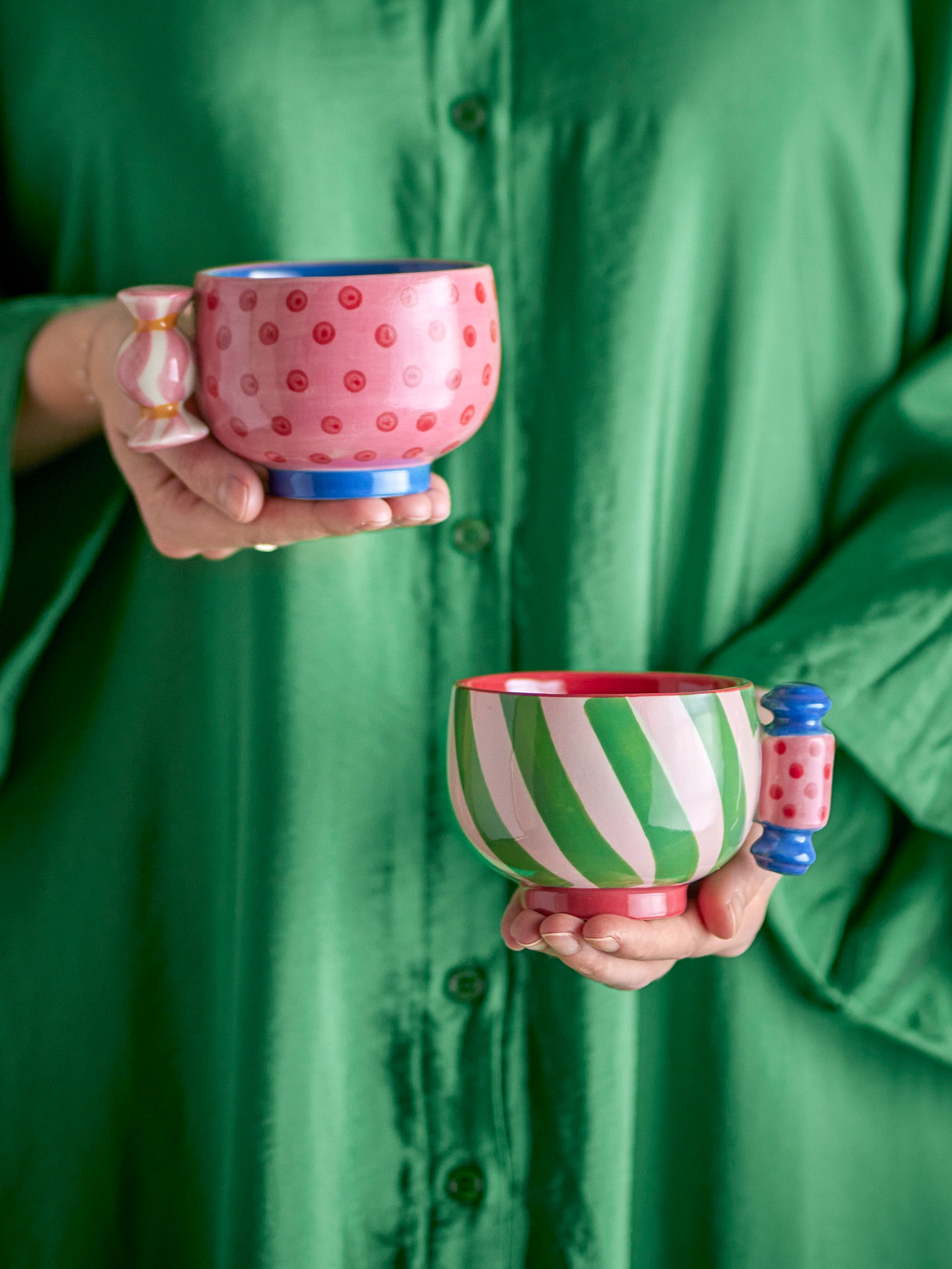 Tasses en grès rose Caramella (set de 2 tasses)