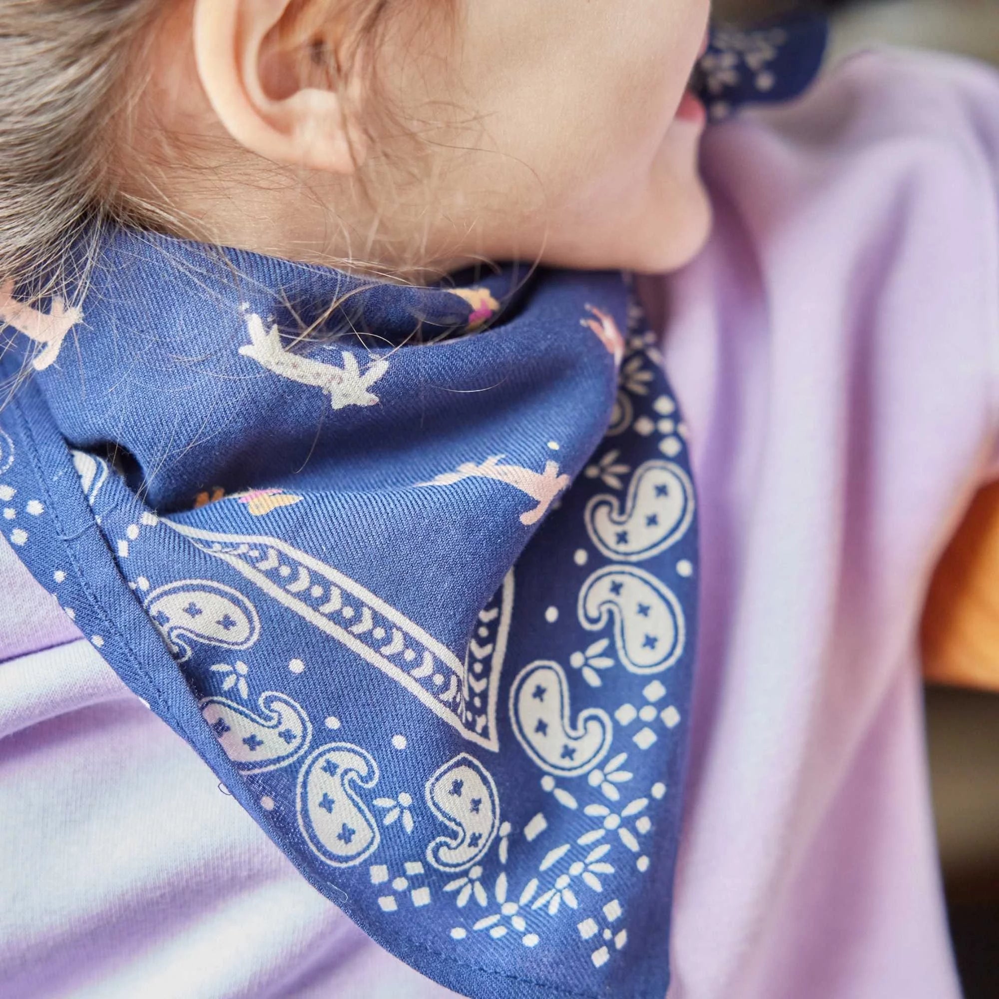 Petit foulard Teckel indigo
