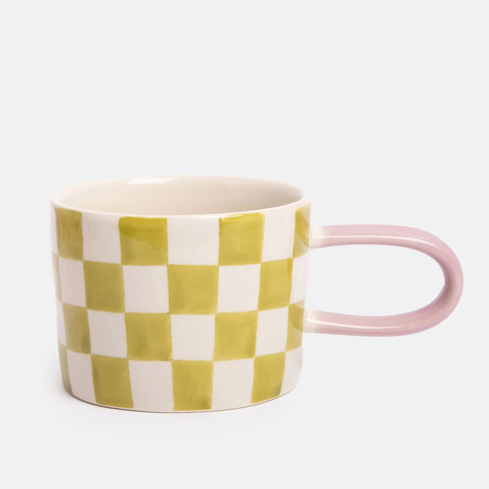 Mug en grès émaillé à damier vert olive peint à la main, anse rose