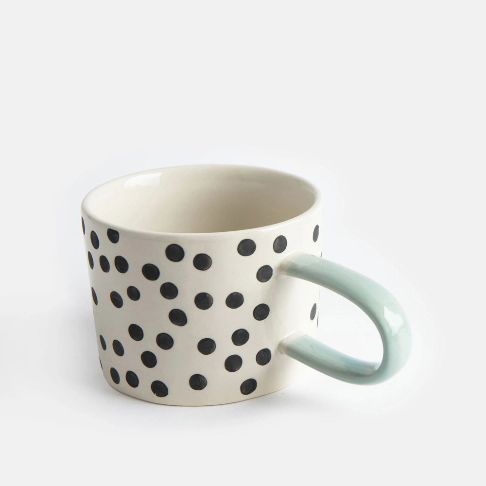Mono Dots mug with polka dots in hand-painted glazed stoneware
