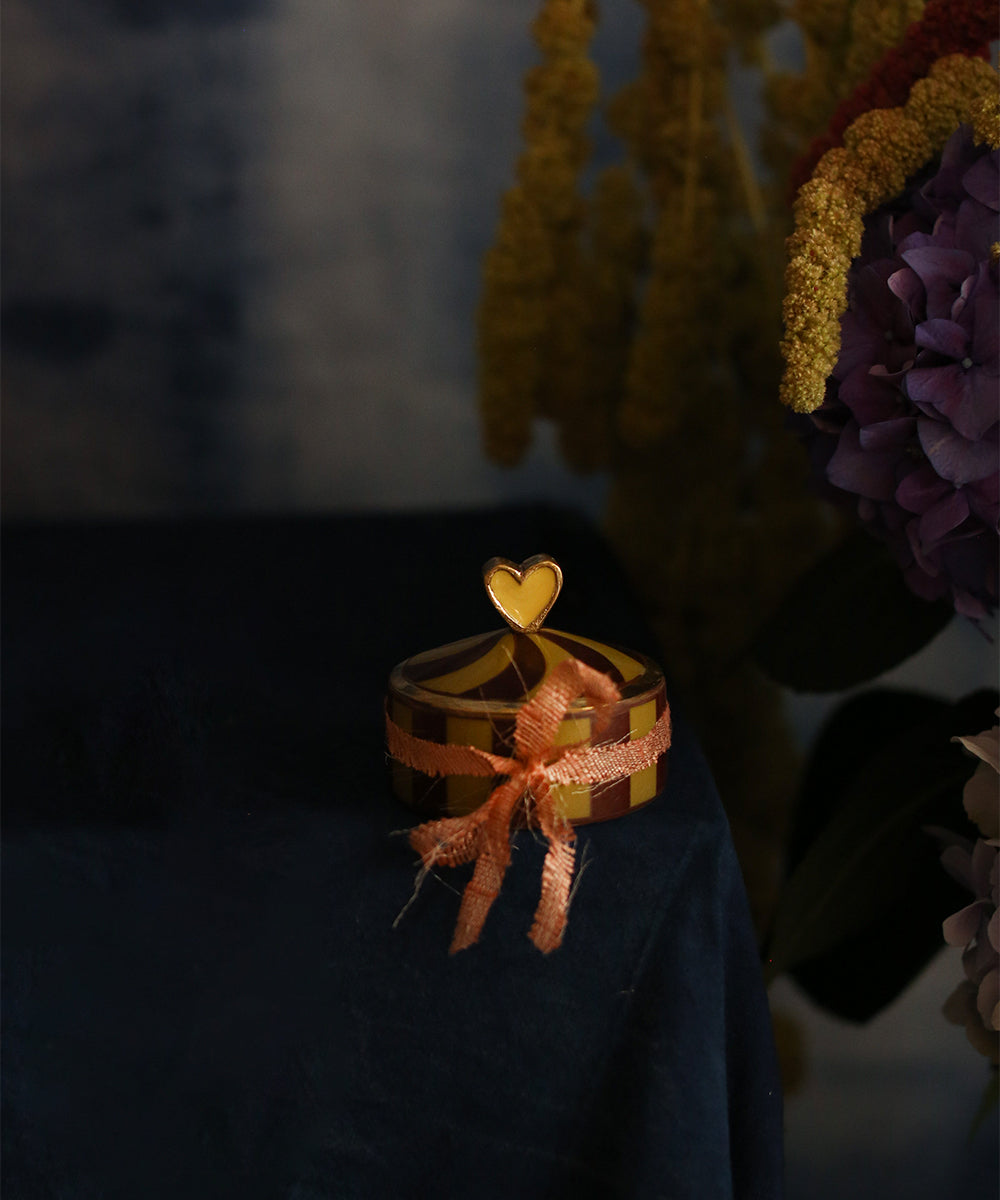 Boîte Circus Pyar Heart jaune, moyen