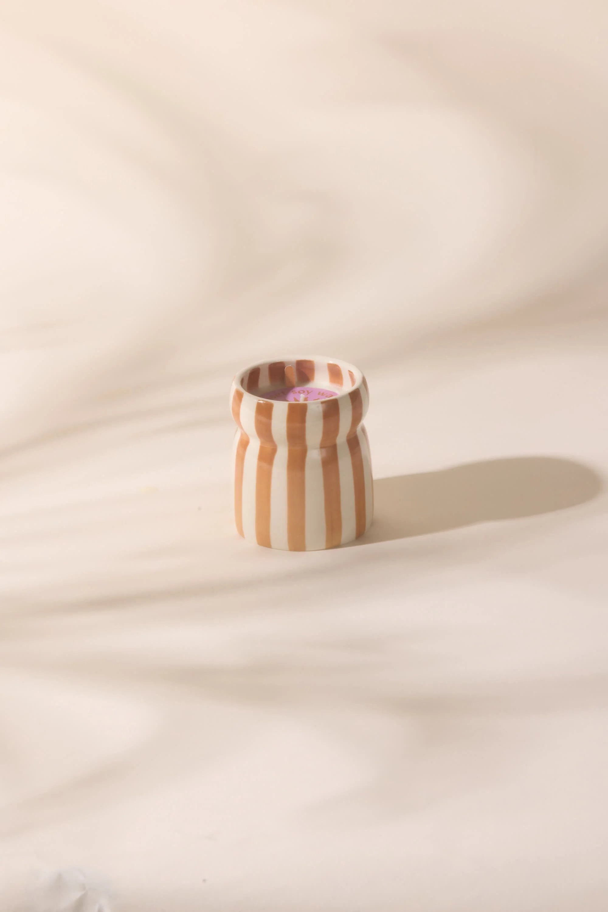 Bougie rayée rouille en céramique, Sienna Sunset 184g