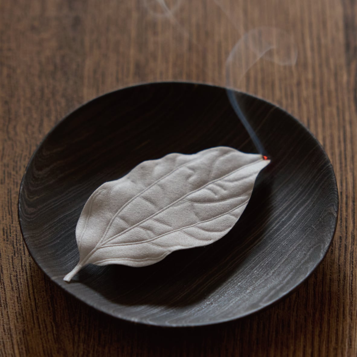 Feuilles d'encens japonais, Cannelle fumée