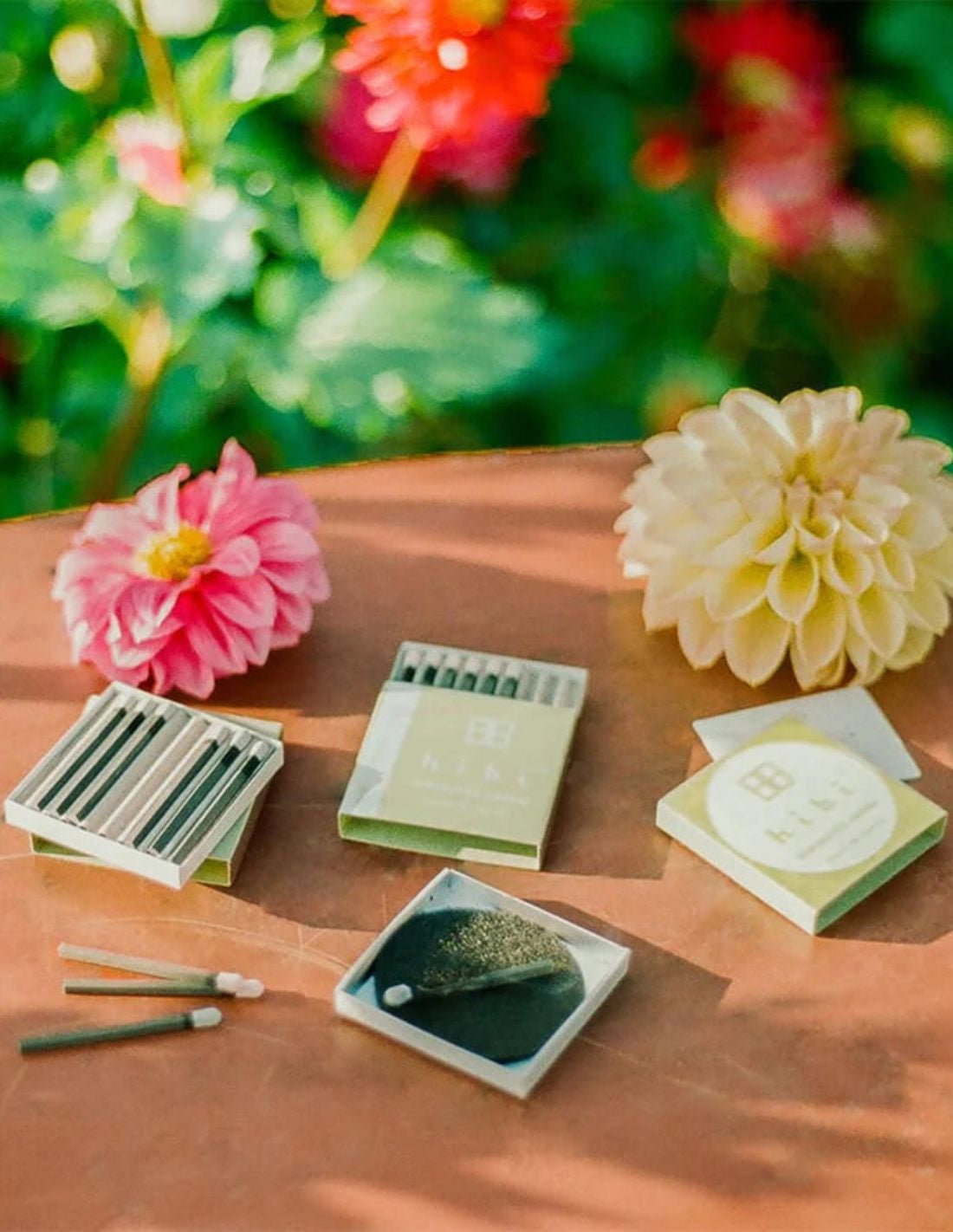 Encens japonais Hibi – Coffret Gift Box Garden, assortiment de 3 fragrances florales