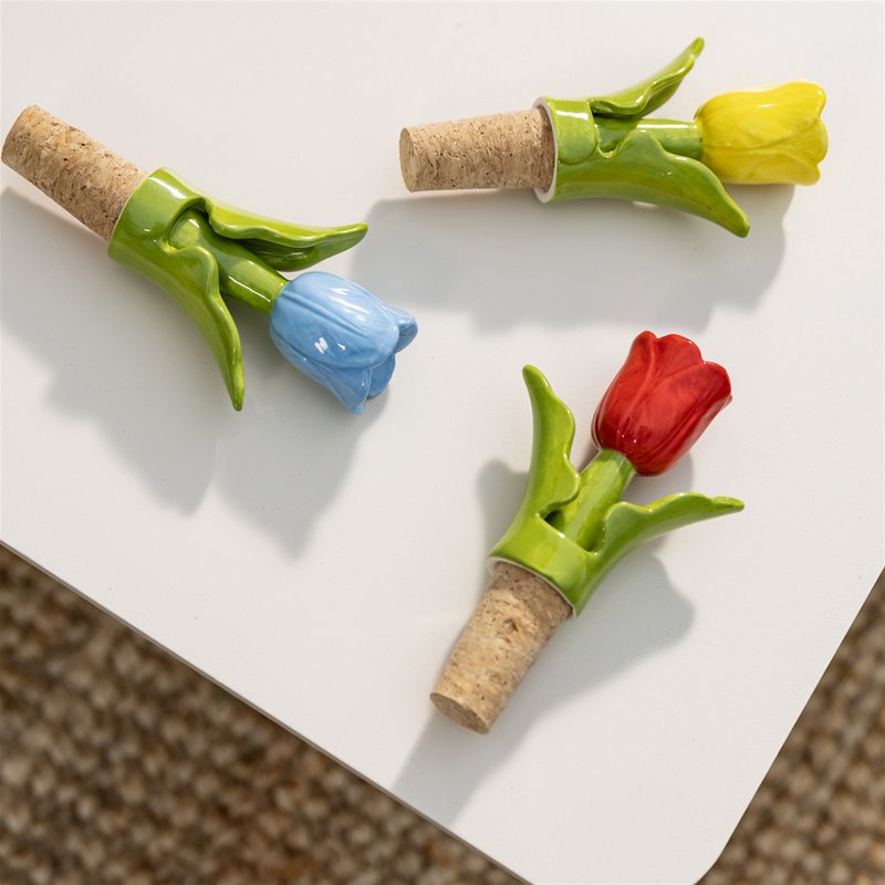 Bouchon — Red Ceramic Tulip Bottle Stopper — view 3 — &Klevering