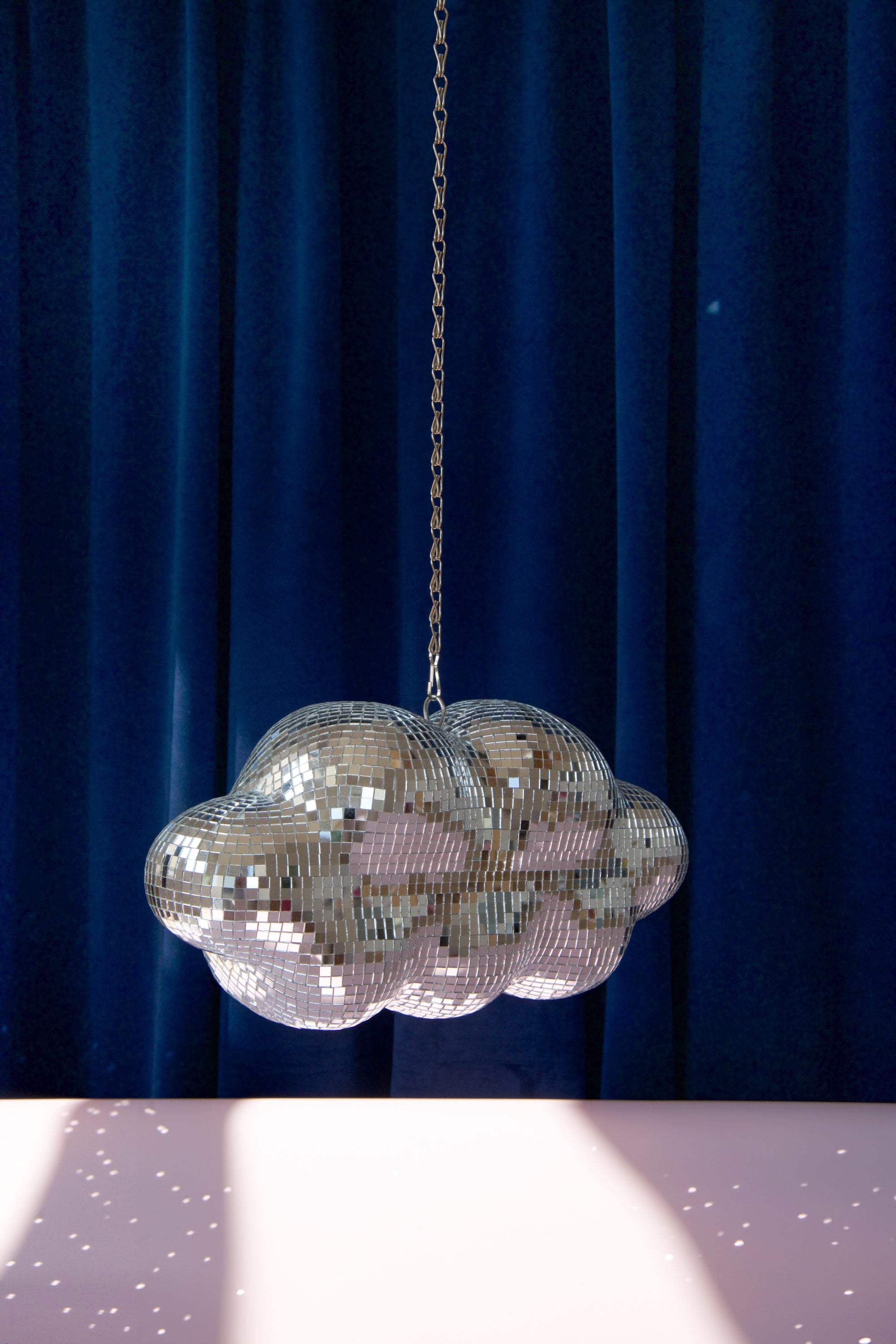 Suspension murale — Nuage disco à suspendre 30cm — vue 5 — L'expressionist