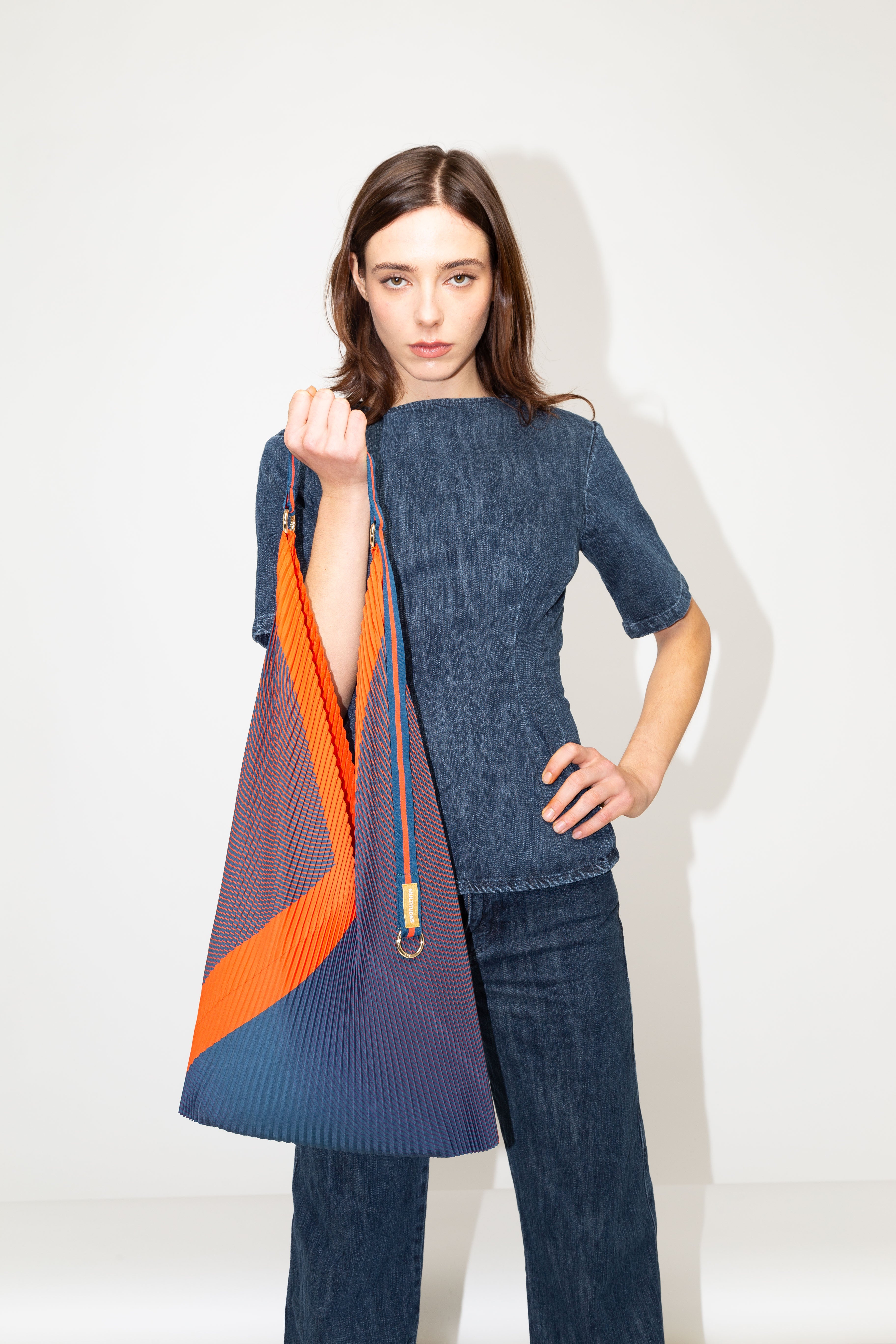 Sac à main plissé Y Bag Isabella bleu
