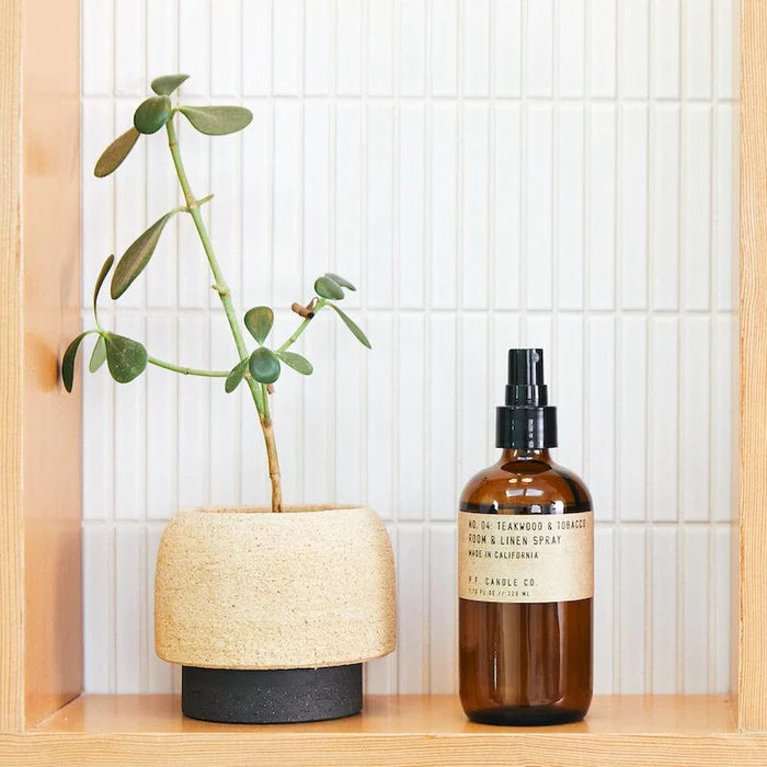 Teck et tabac – Spray d'ambiance et de linge de 230ml