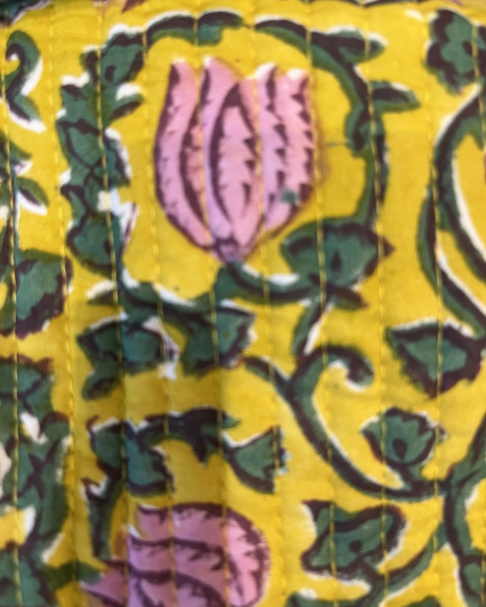 Trousse de toilette en coton matelassé block print, jaune foncé