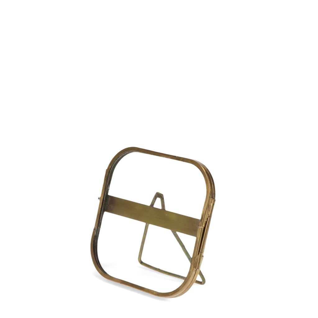 Cadre en laiton sur pied arrondi 10x10cm