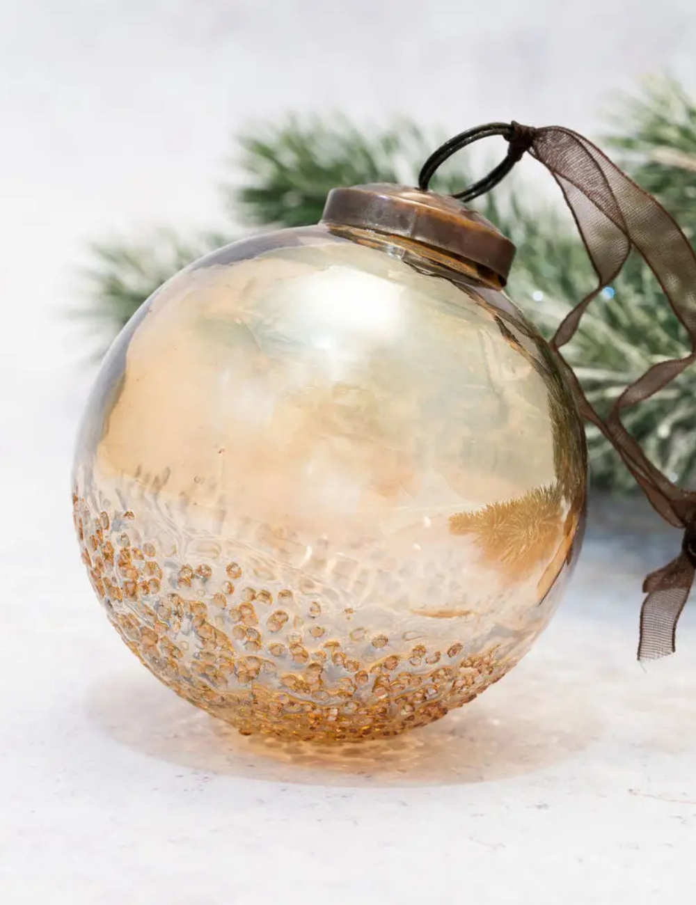 Boule en verre décorative Champagne 7,5cm